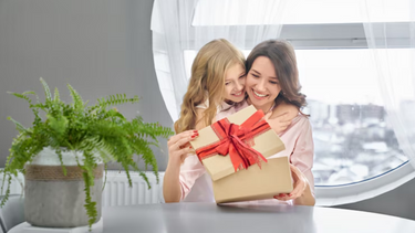 Mother’s Day skincare gift set with toner and moisturizer