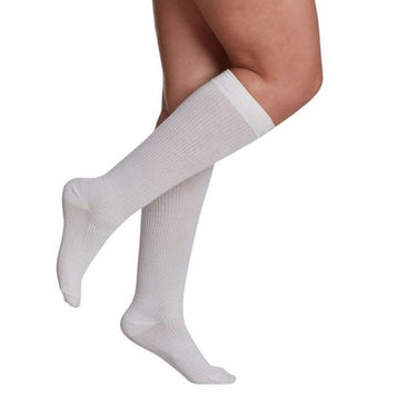 Sigvaris, Calf High Casual Cotton Socks Women White Size A 15-20 MM, 1 Pair